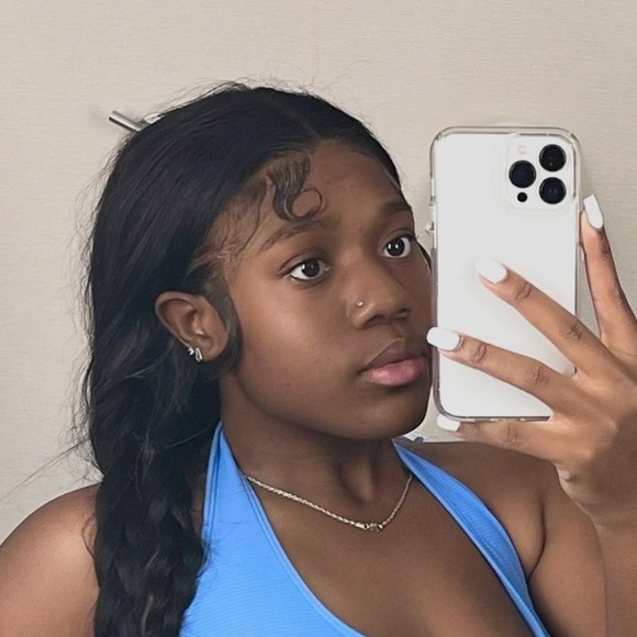 Profile Picture of Vickey Brown (@vickey1) on Poshmark