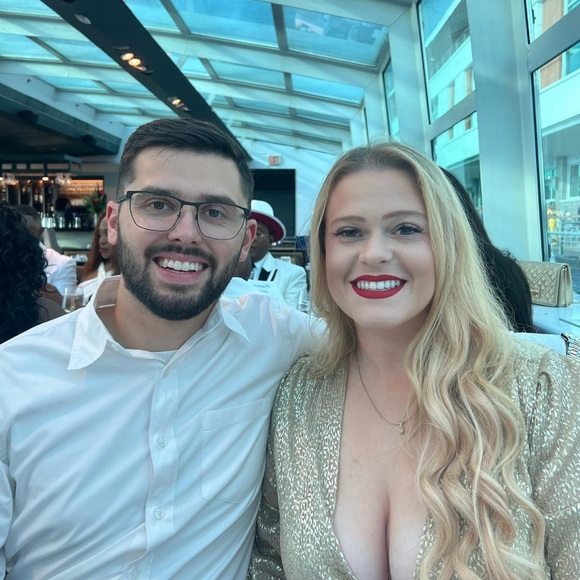 Profile Picture of Nick Gressman (@nickgressman) on Poshmark