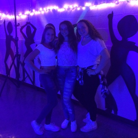 Profile Picture of Mia Barzelatto (@miabarzelatto) on Poshmark