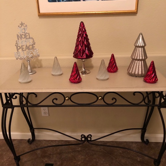 Lisa Petersen - Poshmark Profile Picture of Lisa Petersen (@petedlch) on Poshmark