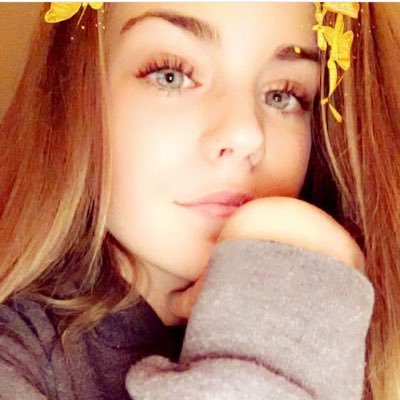 Profile Picture of Carly (@Carly_Walls) on Twitter