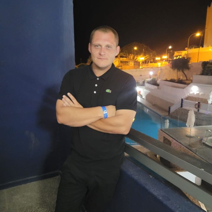 Profile Picture of George (@georgebee) on Tiktok