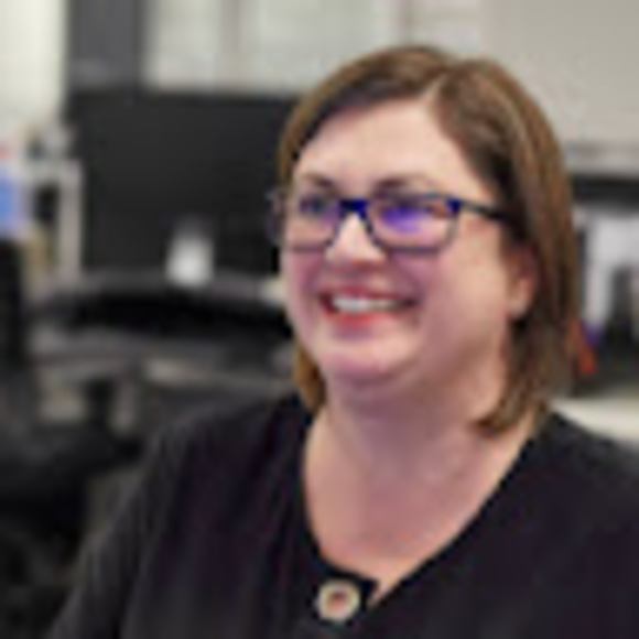 Profile Picture of Sheila Andrews (@sheilaandrew580) on Poshmark
