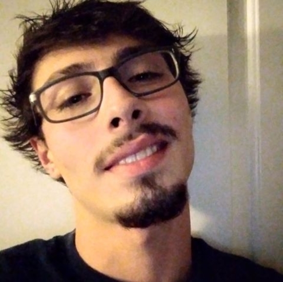 Profile Picture of Daniel Coffman (@dcoughman710) on Poshmark