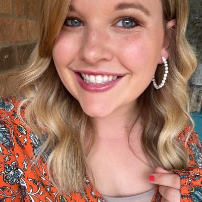 Profile Picture of Amelia Chavez (@MrsChavez4th) on Twitter