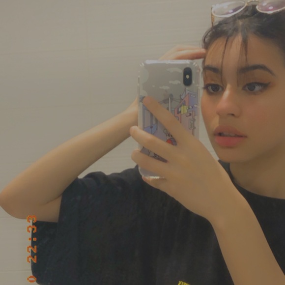 Profile Picture of Nour Hajji (@nrhji) on Poshmark