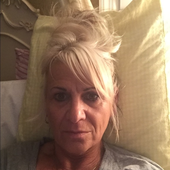 Profile Picture of Candy Obrien (@candous) on Poshmark