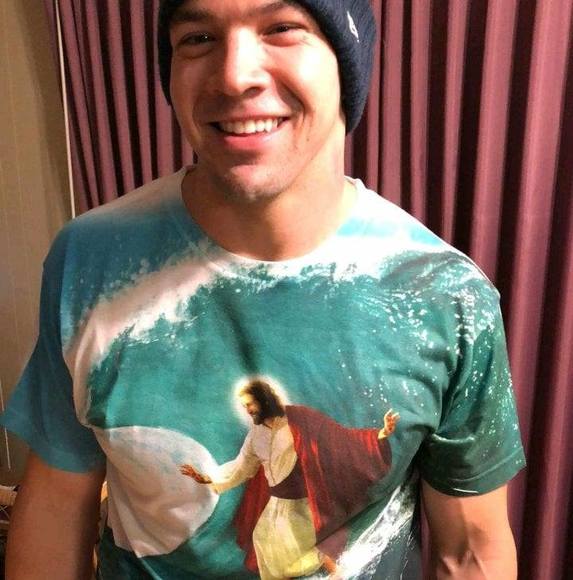 Profile Picture of Daniel Maxwell (@danmaxwell001) on Poshmark