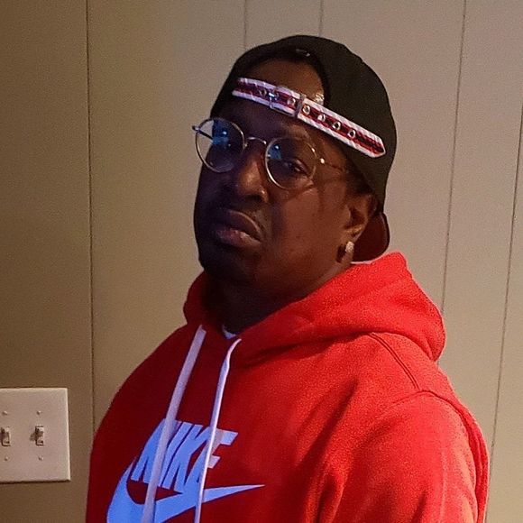 Profile Picture of Marcellus Thomas (@stlboi17) on Poshmark