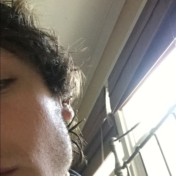 Profile Picture of James Perotti (@jamesperotti) on Poshmark