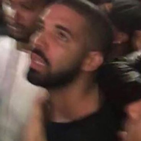 Rosa Sweaney - Poshmark Profile Picture of Rosa Sweaney (@rosasweaney) on Poshmark