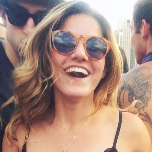 Profile Picture of Danielle Fallon (@dfallon14) on Poshmark