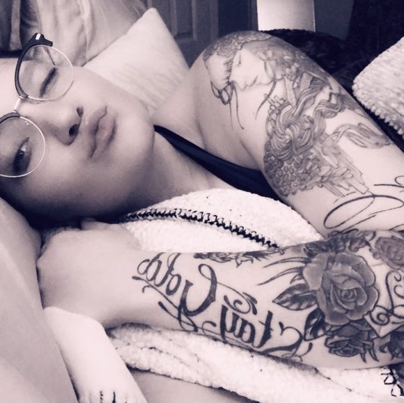 Profile Picture of Lauren Husari (@lhusari) on Poshmark