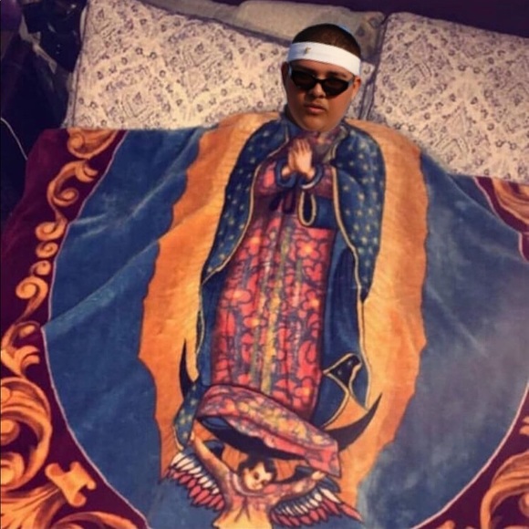 Profile Picture of Cesar Robles (@babylungzboomin) on Poshmark