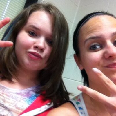 Profile Picture of Jessica Shields (@JessicaShield13) on Twitter