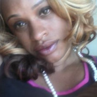 Profile Picture of Chaka Smith (@girlznpearlz) on Twitter