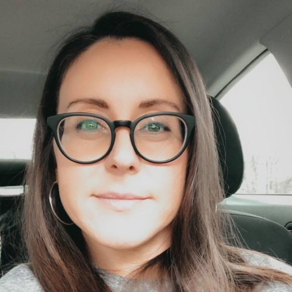 Profile Picture of Camila Casotti (@casottic) on Poshmark