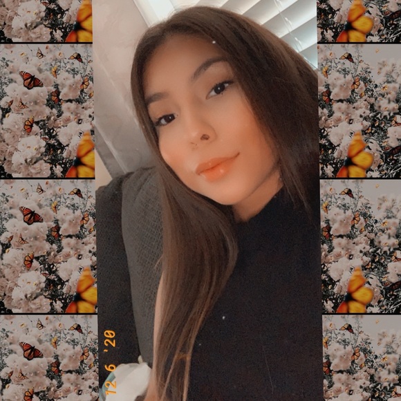 Profile Picture of Monique Ojeda (@monniquee507) on Poshmark
