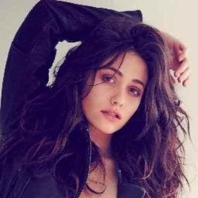 Profile Picture of Dani Blake (@DBlakeKA) on Twitter