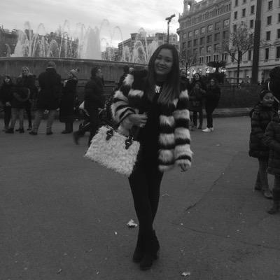 Profile Picture of Daniela Vanegas (@daniielaa95) on Twitter