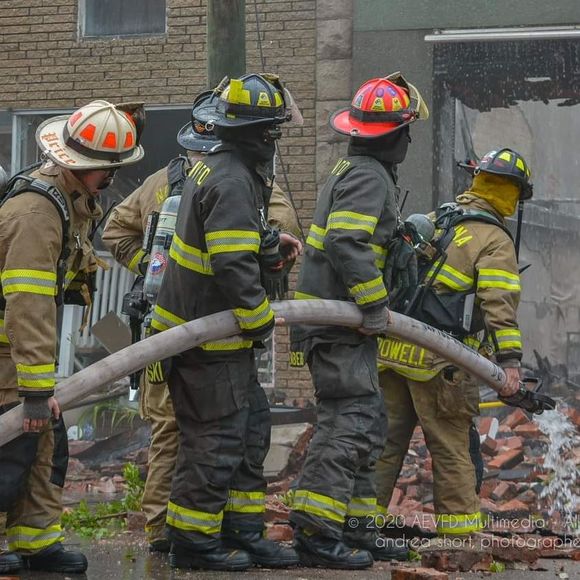 Profile Picture of Chris Karpinski (@karpinski_c) on Poshmark