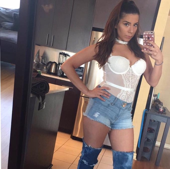 Profile Picture of Jessica Mitlashkova (@mitlashkova) on Poshmark