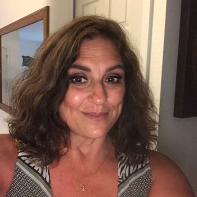 Profile Picture of Tracy Dickens (@TracyDickens7) on Twitter