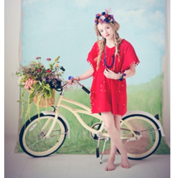 Profile Picture of Carly Schlecht (@carlyschlecht) on Poshmark