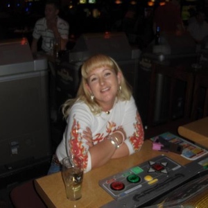 Profile Picture of Lisa Bartell (@bettypage2die4) on Myspace