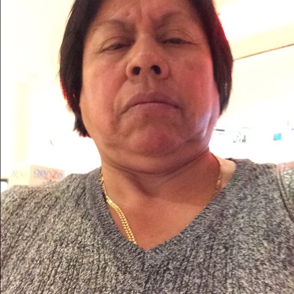 Profile Picture of Dionicia Lucas (@lucasdeleon) on Poshmark