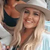 Profile Picture of Carly (@carlyoppert) on Tiktok