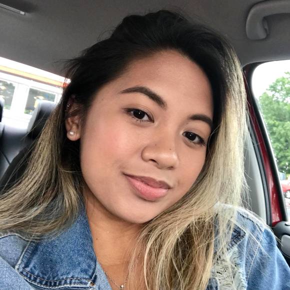 Profile Picture of Lordiane Labuya (@lordiane) on Poshmark