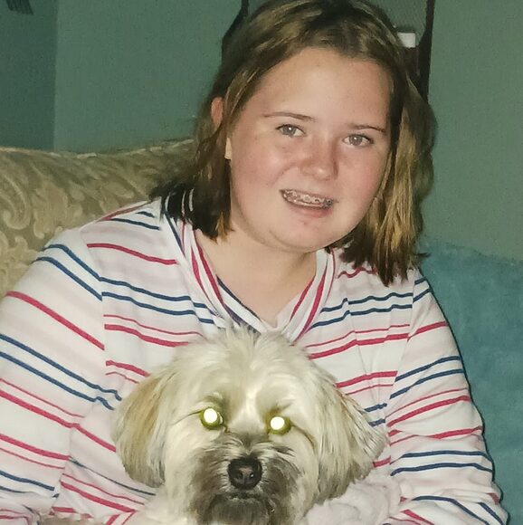 Profile Picture of Shannon Hollifield (@shannonhollifie) on Poshmark