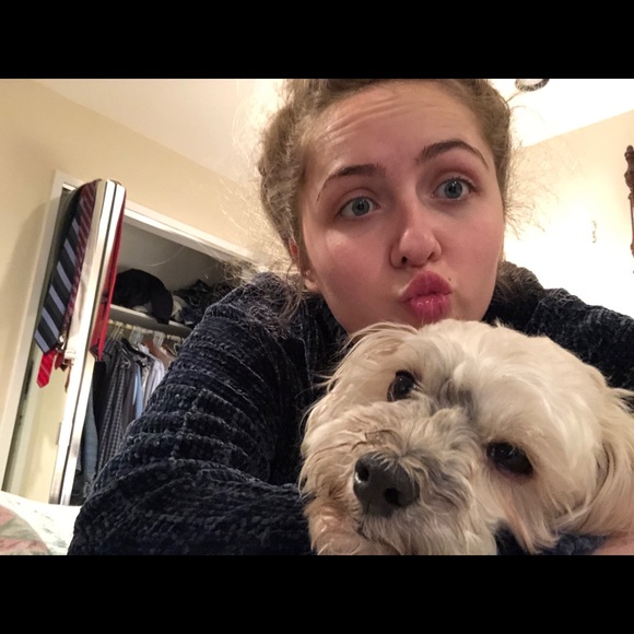 Profile Picture of Catherine Oconnor (@catoconnn) on Poshmark