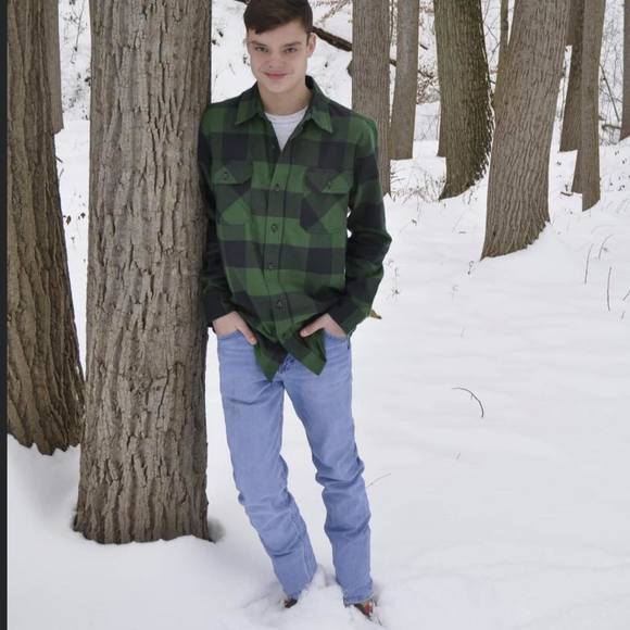 Profile Picture of Bryce Slemons (@bryceslemons) on Poshmark