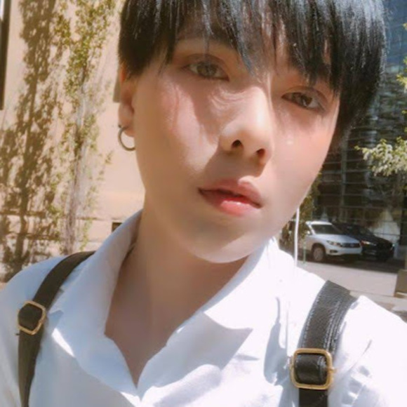 Profile Picture of Doan Nguyen (@doannguyen335) on Poshmark