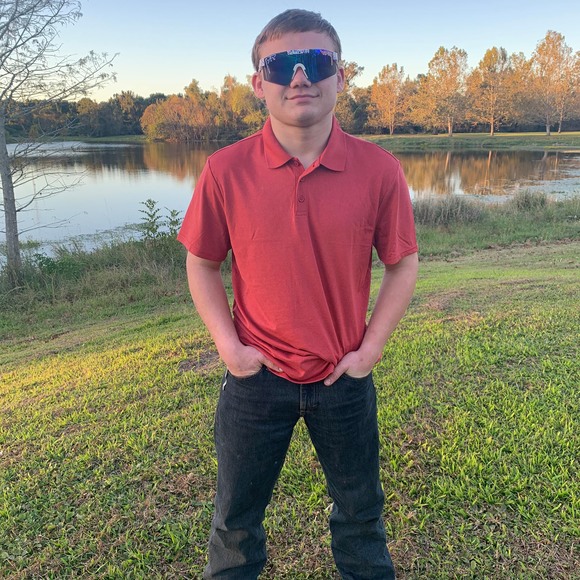 Profile Picture of Daniel Root (@danielroot308) on Poshmark