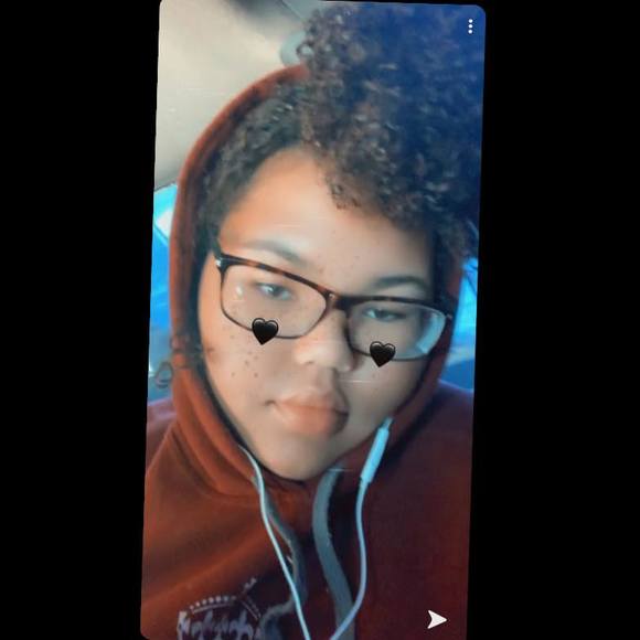 Profile Picture of Brianna Cason (@wanna_brownie) on Poshmark