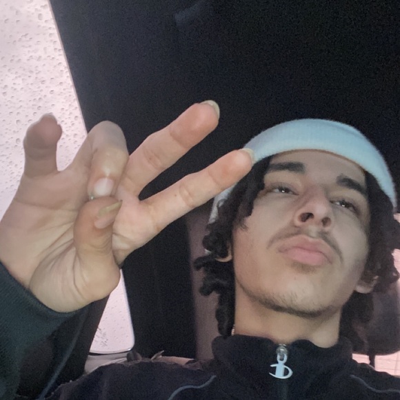 Profile Picture of Xavier Coyazo (@xaviercoyazo) on Poshmark