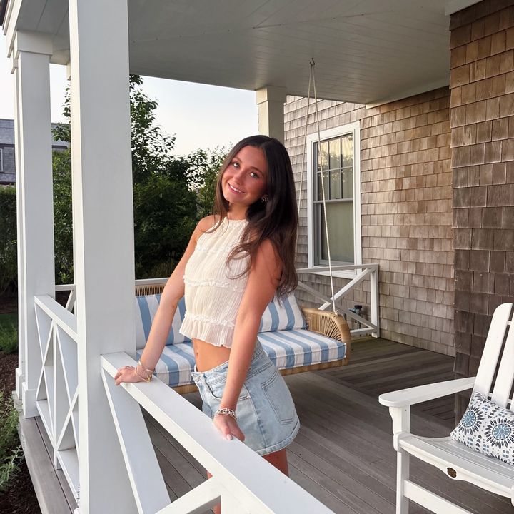 Profile Picture of PAIGE (@paigecatanese) on Tiktok