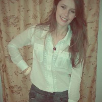 Profile Picture of Lili Mikitiuk (@LMikituk) on Twitter