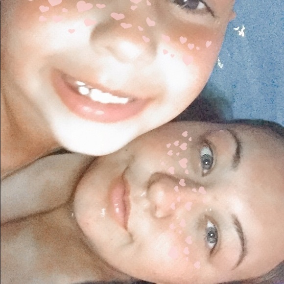 Profile Picture of Jillian Messner (@jillian_messner) on Poshmark