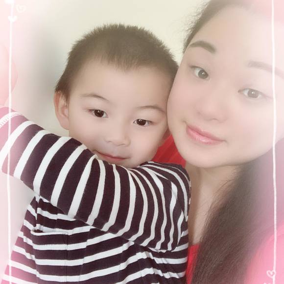 Profile Picture of Winnie Liu (@aiwinnie520) on Poshmark