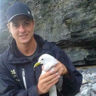 Profile Picture of Tom Hibbert (@TomHibbert54) on Twitter