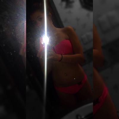 Profile Picture of Hayley Walls (@walls_hayley) on Twitter