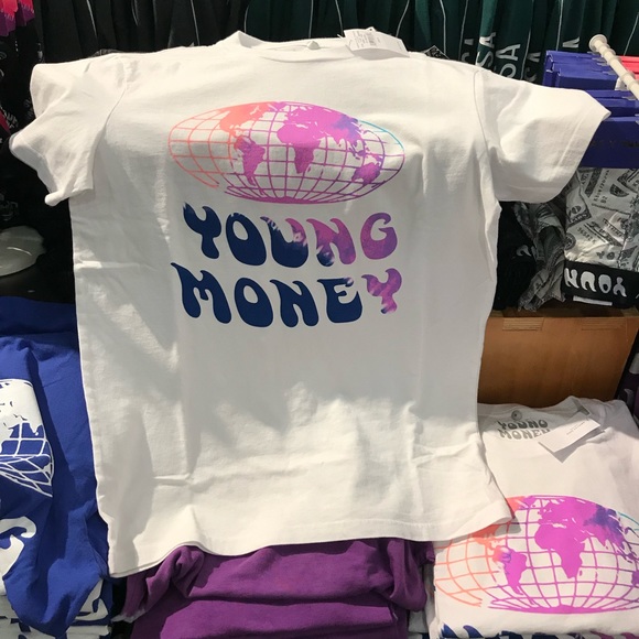 Profile Picture of Tajhe Folkes (@tjfolkes) on Poshmark