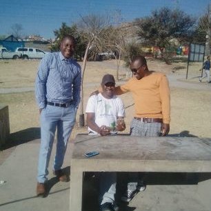 Profile Picture of Ron Gavin (@VinnyRikaka) on Twitter