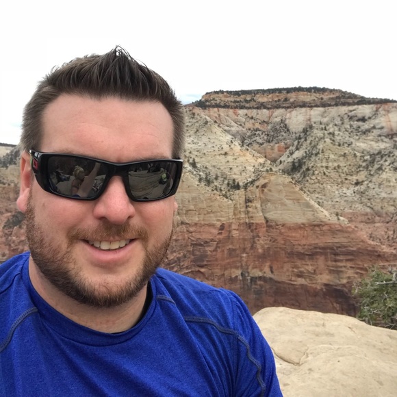 Profile Picture of David Mcguigan (@guiggs) on Poshmark