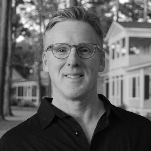 Profile Picture of Ed Gawronski (@e0925) on Poshmark
