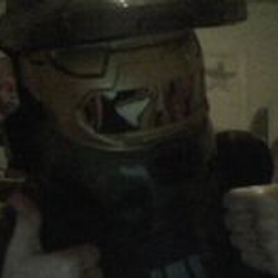 Profile Picture of Charles Sandridge (@Maud_bfk) on Twitter